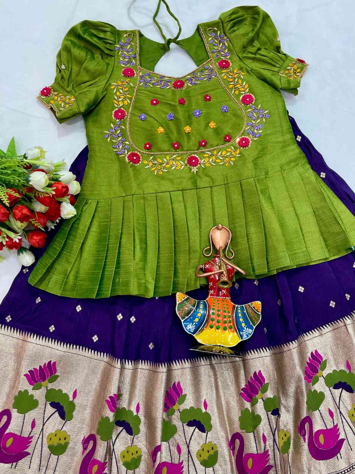 Kid's Dola Silk Paithani Lehengas
