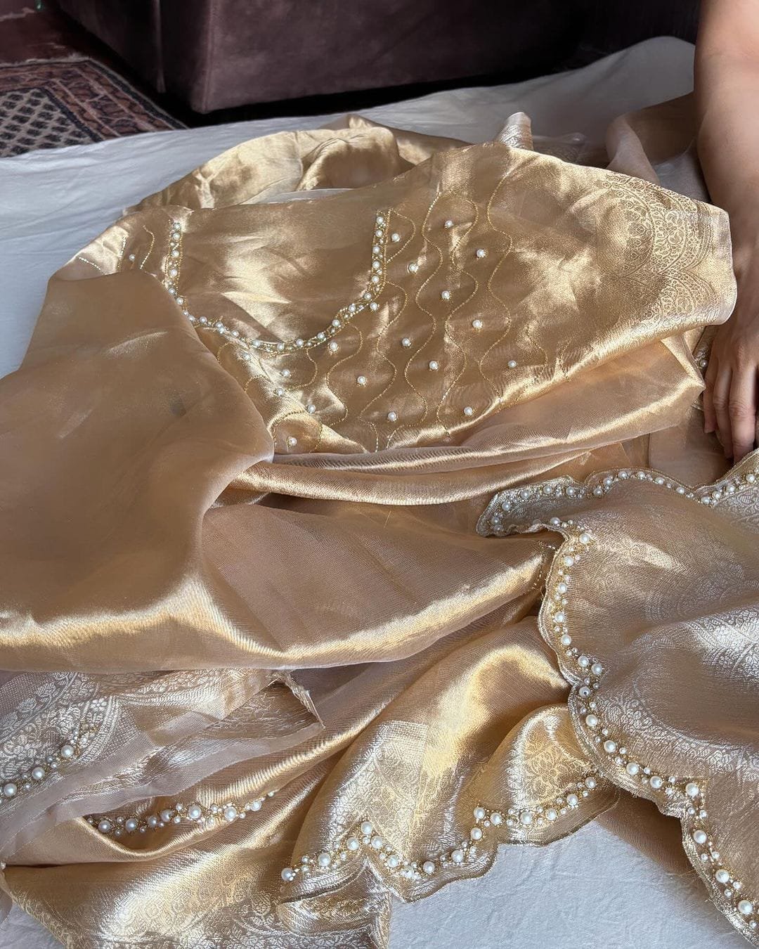 Pure Tissue Banarasi Saree