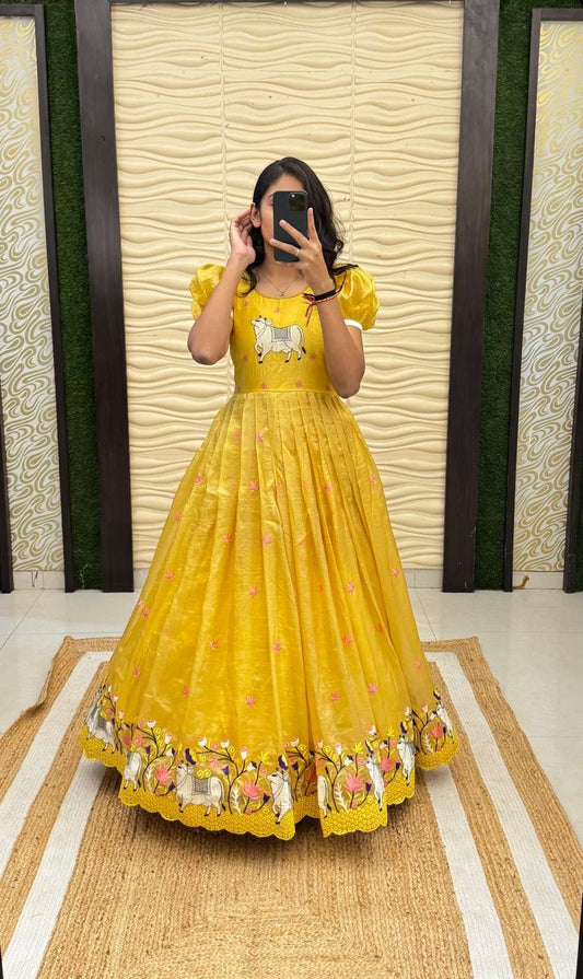 Pichwai Sift Crush Gowns