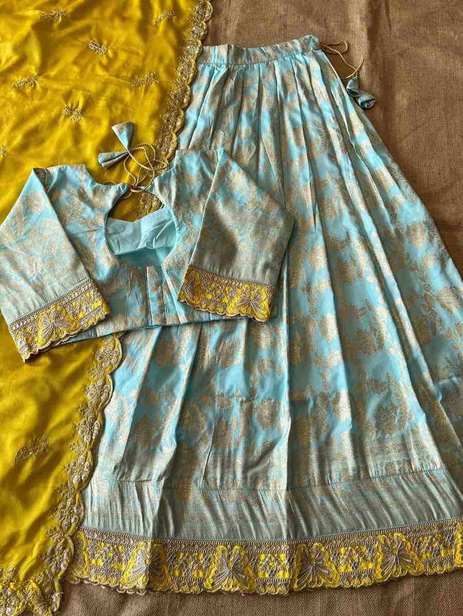 Dola Silk Zari Weaving Lehengas
