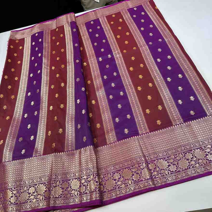 Semi Kanchi tissue family outfits by Arhas Couture