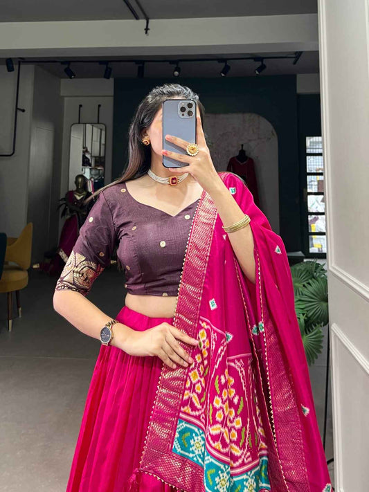 Dola Silk Lehangas