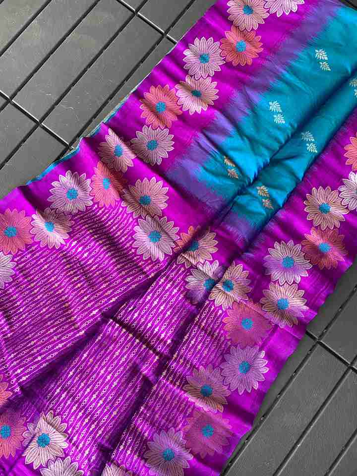Floral Zari Silk Sarees