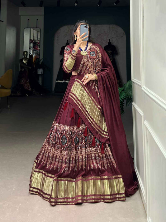 Digital Print Gaji Silk Lehangas
