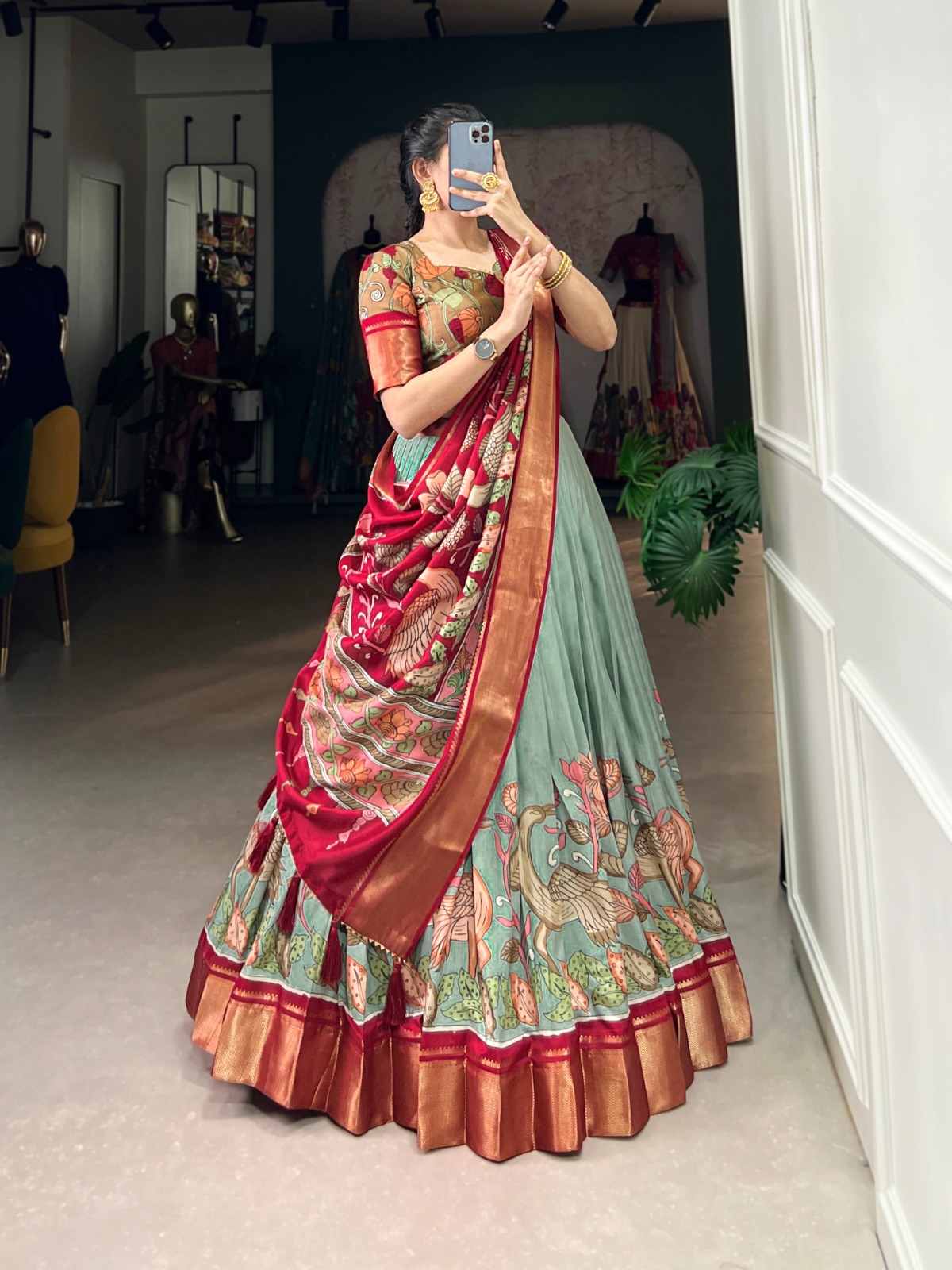 Jaquard Dola Silk Lehangas