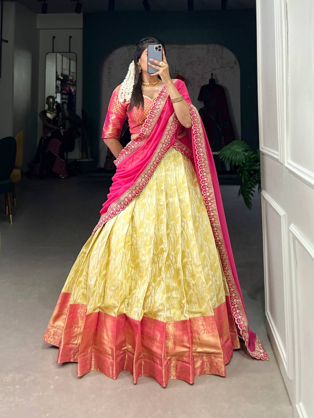 Jaquard Silk Lehangas