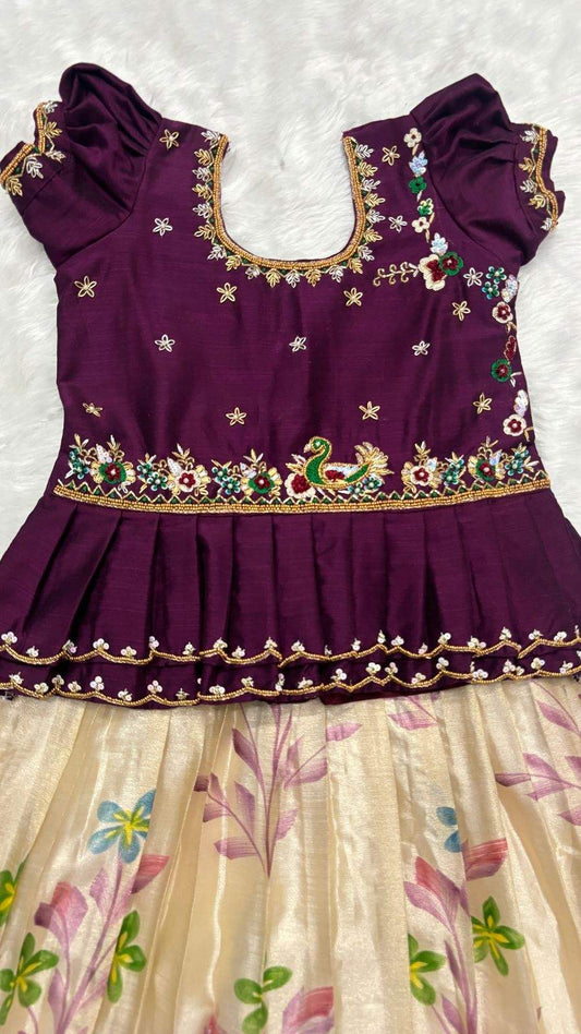 Kid's Soft Tissue Family Outfits