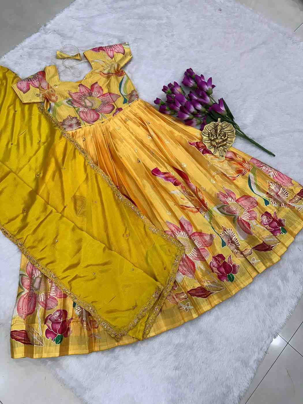 Fancy digital foil gown – colour 1 – Arhas Couture