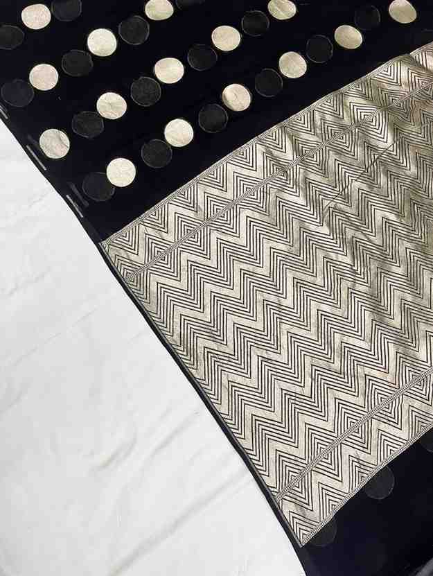 Georgette Khadi Zari Silk Sarees