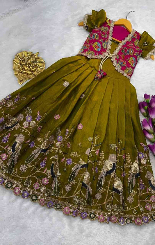 Kids tissue gown – green 1 – Arhas Couture