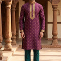 AC's Rich Silk Family Outfits
