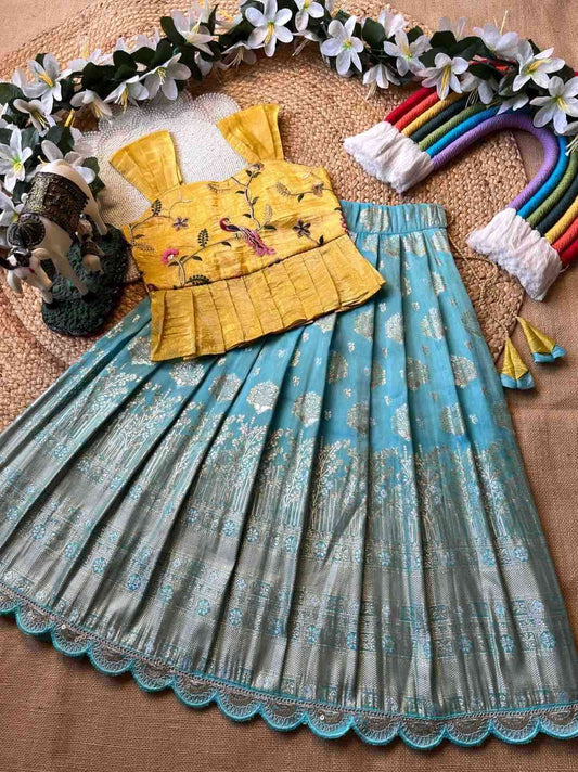 Kid’s Gold Crush Lehengas