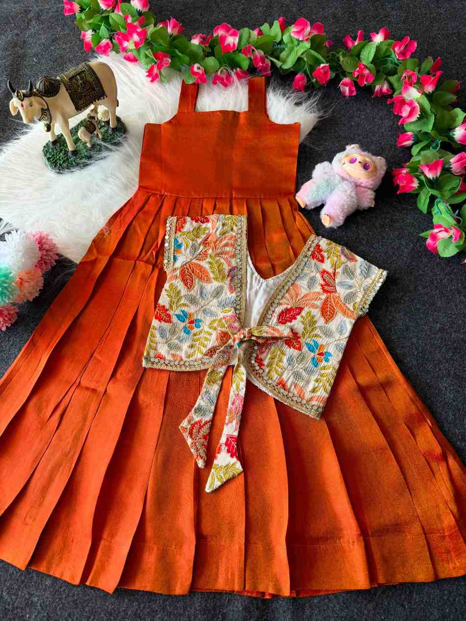 Kid's Viscose Tissue Gowns