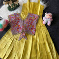 Kid's Viscose Tissue Gowns