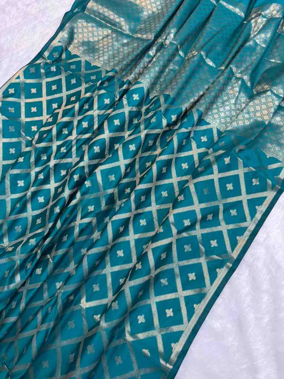 Banarasi Tapeta Soft Silk Sarees