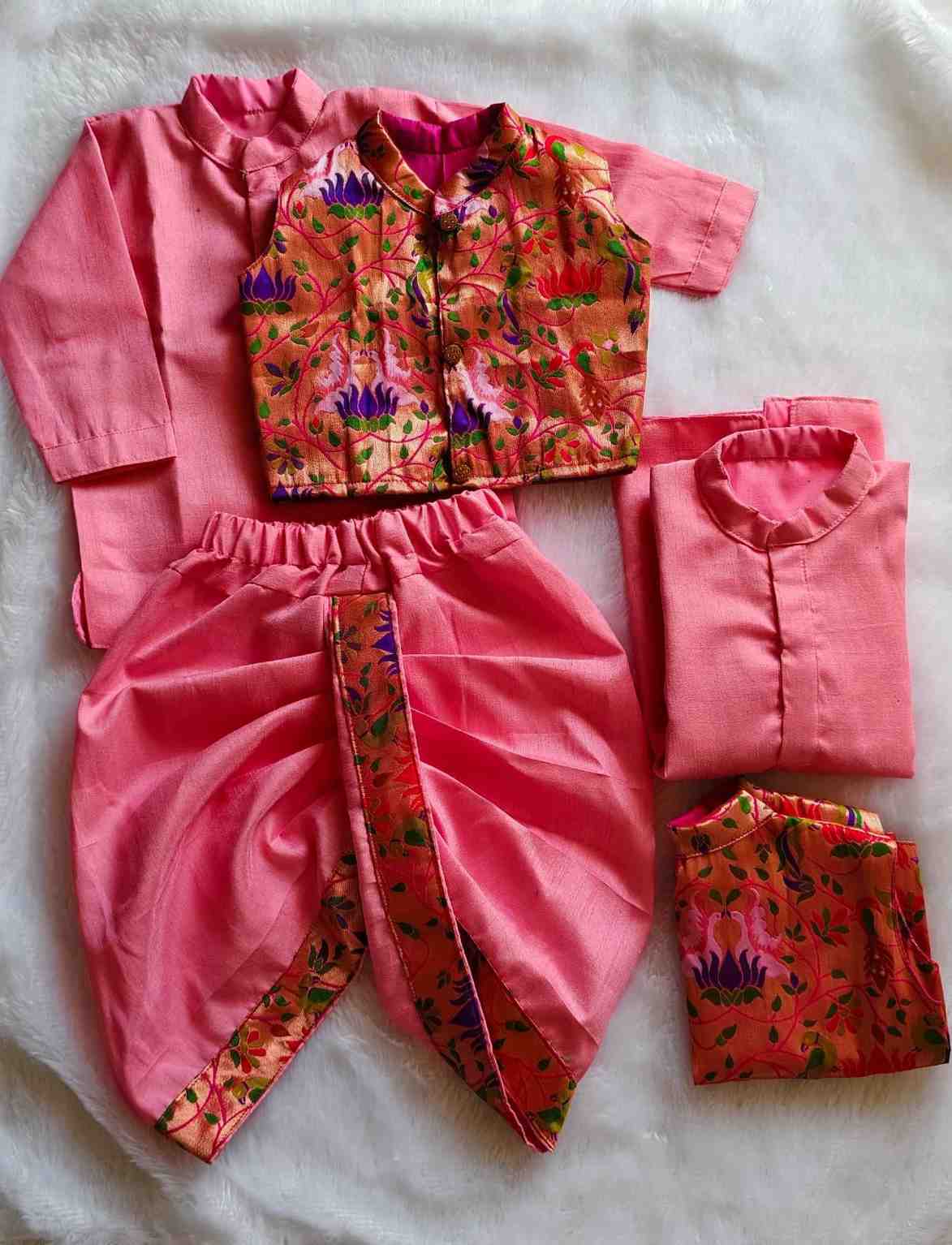 AC's Raw Silk Paithani Family Outfits