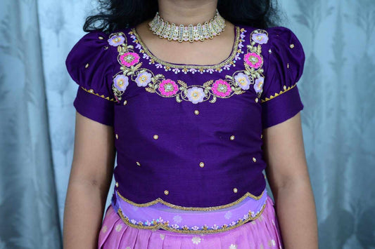 Kids Dola Paithani lehengas by Arhas Couture