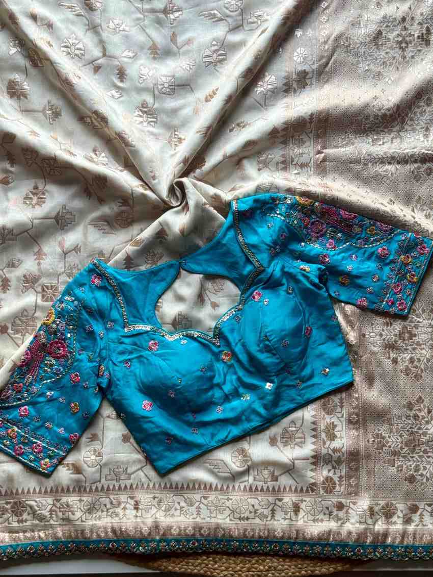 Munga Silk Embroidered Saree