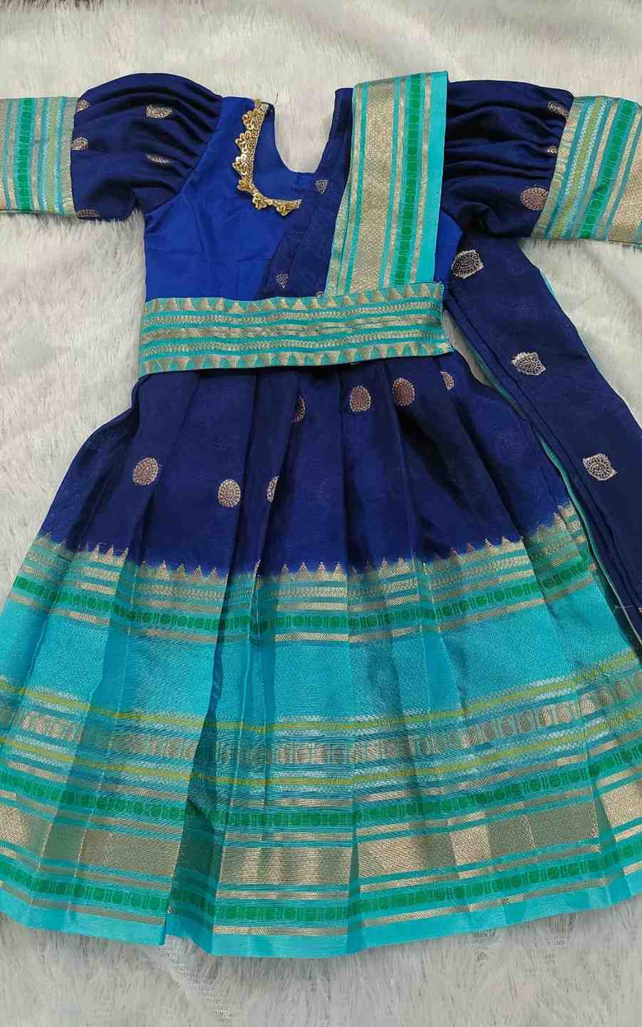 AC's Semi Silk Family Outfits
