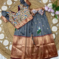 Kid’s Paithani Muniya Lehengas