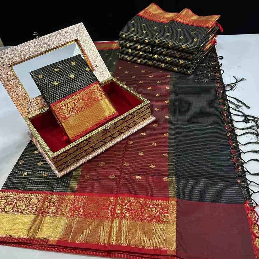 Semi Kanchi tissue family outfit – colour 2 – Arhas Couture