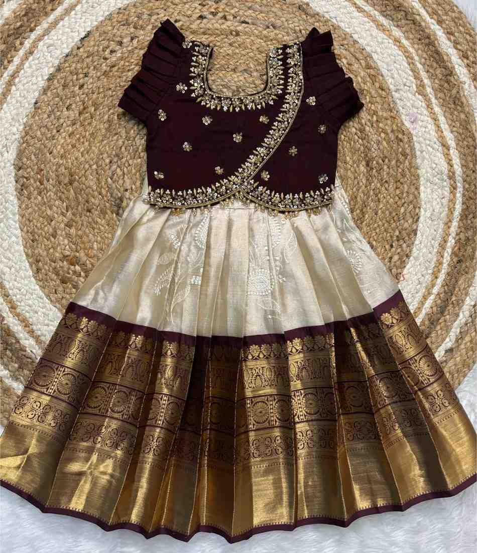 Semi Kanchi family outfit – colour 1 – Arhas Couture
