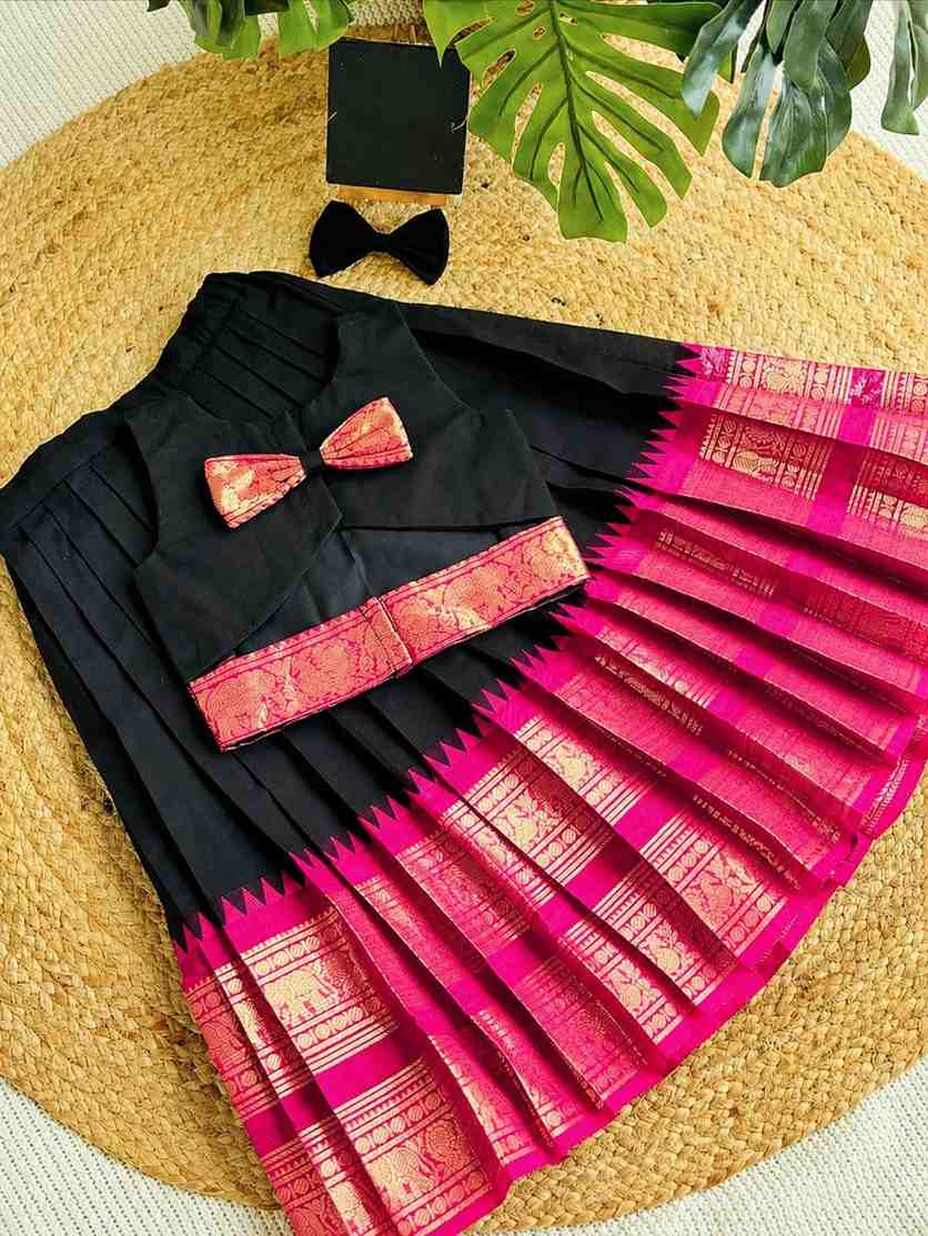 Kid's Silk Lehengas