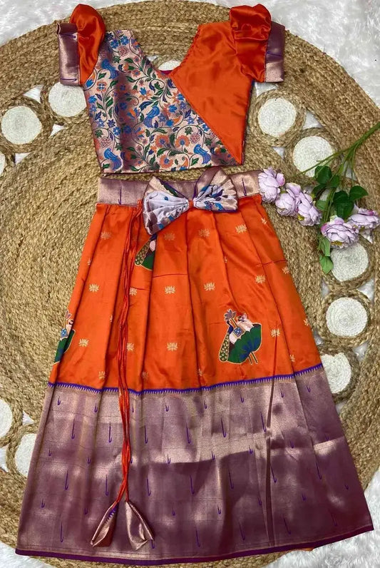 Kid’s Paithani Muniya Lehengas