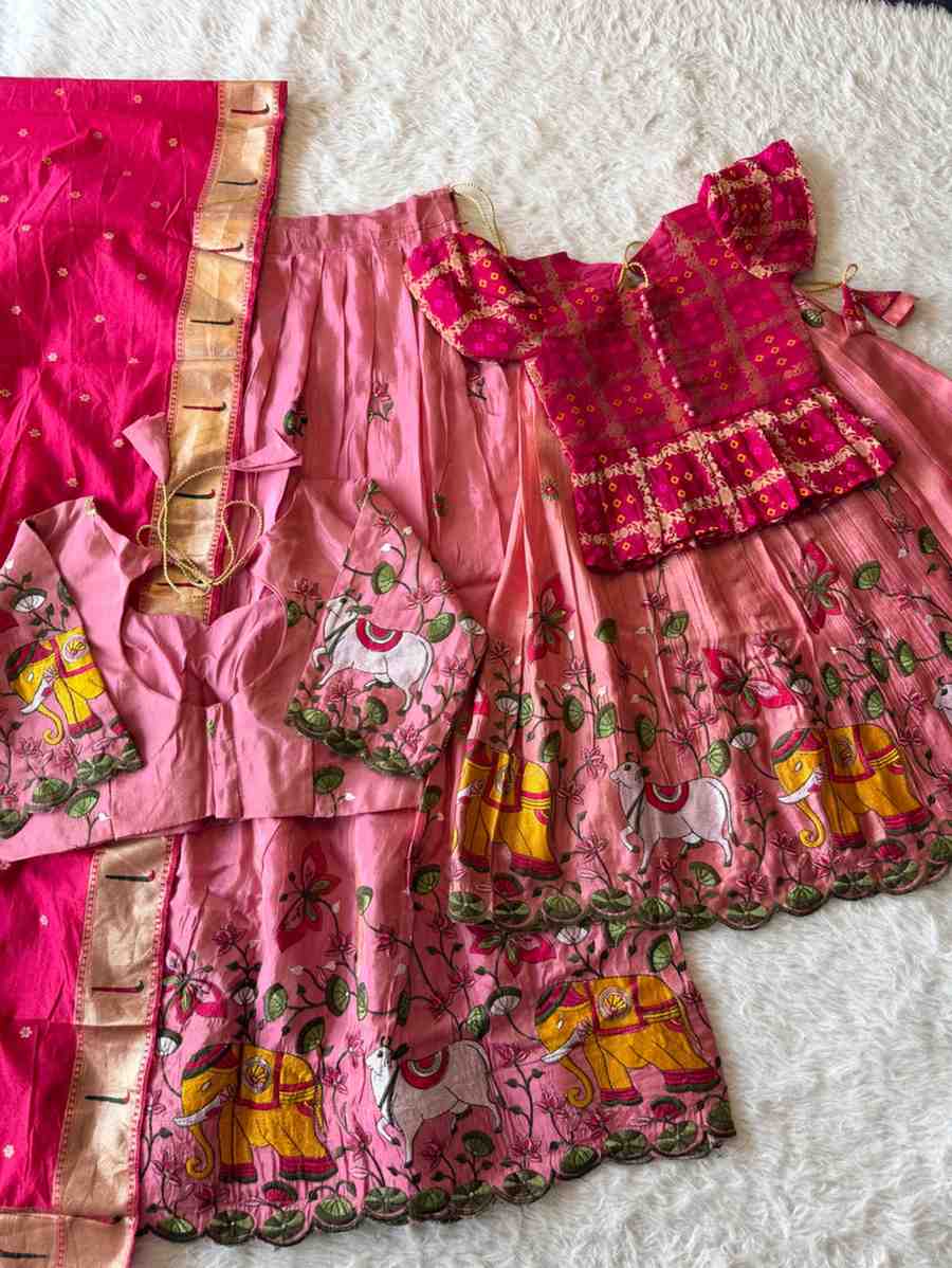 Viscose tissue family outfit – pink – Arhas Couture