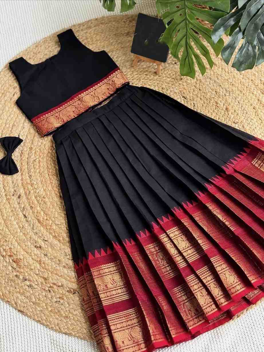 Kid's Silk Lehengas
